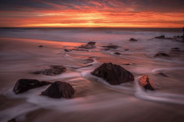 Jaynes Gallery 아티스트의 USA-New Jersey-Cape May National Seashore-Sunset on ocean shore작품입니다.